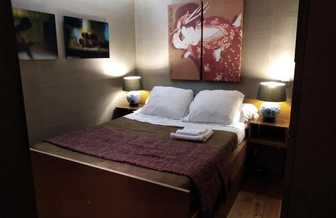 Paris Interiors Rentals - Le Marais Louvre - Notre Dame-1