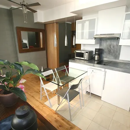 Paris Interiors Rentals - Le Marais Louvre - Notre Dame-2